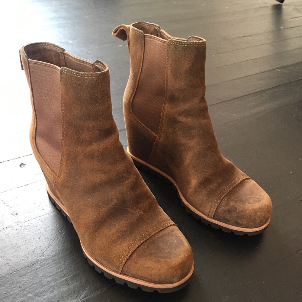 Ugg wedge booties